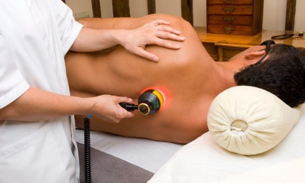 فیزیوتراپی کمر؛ درمان بدون جراحی برای دردهای مزمن و سیاتیک2